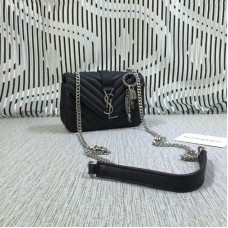 Geantă mică YSL Envelope cu lanț din piele de capră neagră 18cm