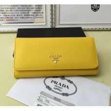 Portofel Prada 1M1132 din piele Saffiano galben
